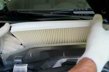 Для чего нужен салонный фильтр в автомобиле?