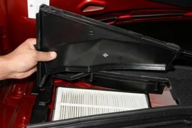 Где находится фильтр салона нива шевроле?