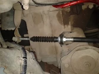 Как натянуть трос сцепления на приоре?