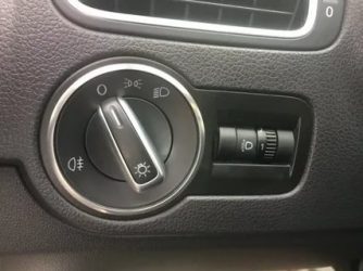 Как снять переключатель света поло седан?