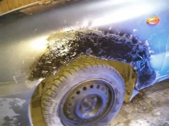 Как убрать ржавчину с крыла авто?
