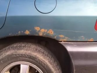Как убрать ржавчину с крыла авто?