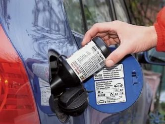 Как удалить воду из бензобака дизельного автомобиля?