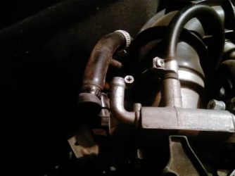 Как выгнать воздушную пробку на приоре?