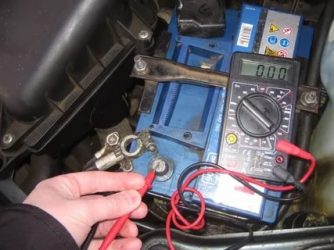 Как выявить утечку тока в автомобиле?