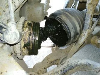 Нужно ли менять смазку в шрусах?