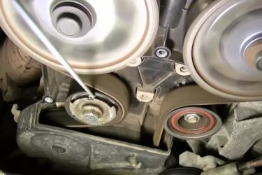 Свистит ролик натяжителя ремня ГРМ