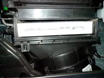 Замена фильтра салона сузуки sx4
