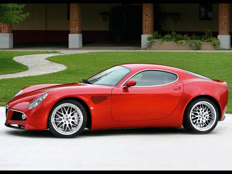 alfa-romeo-8c-2-min