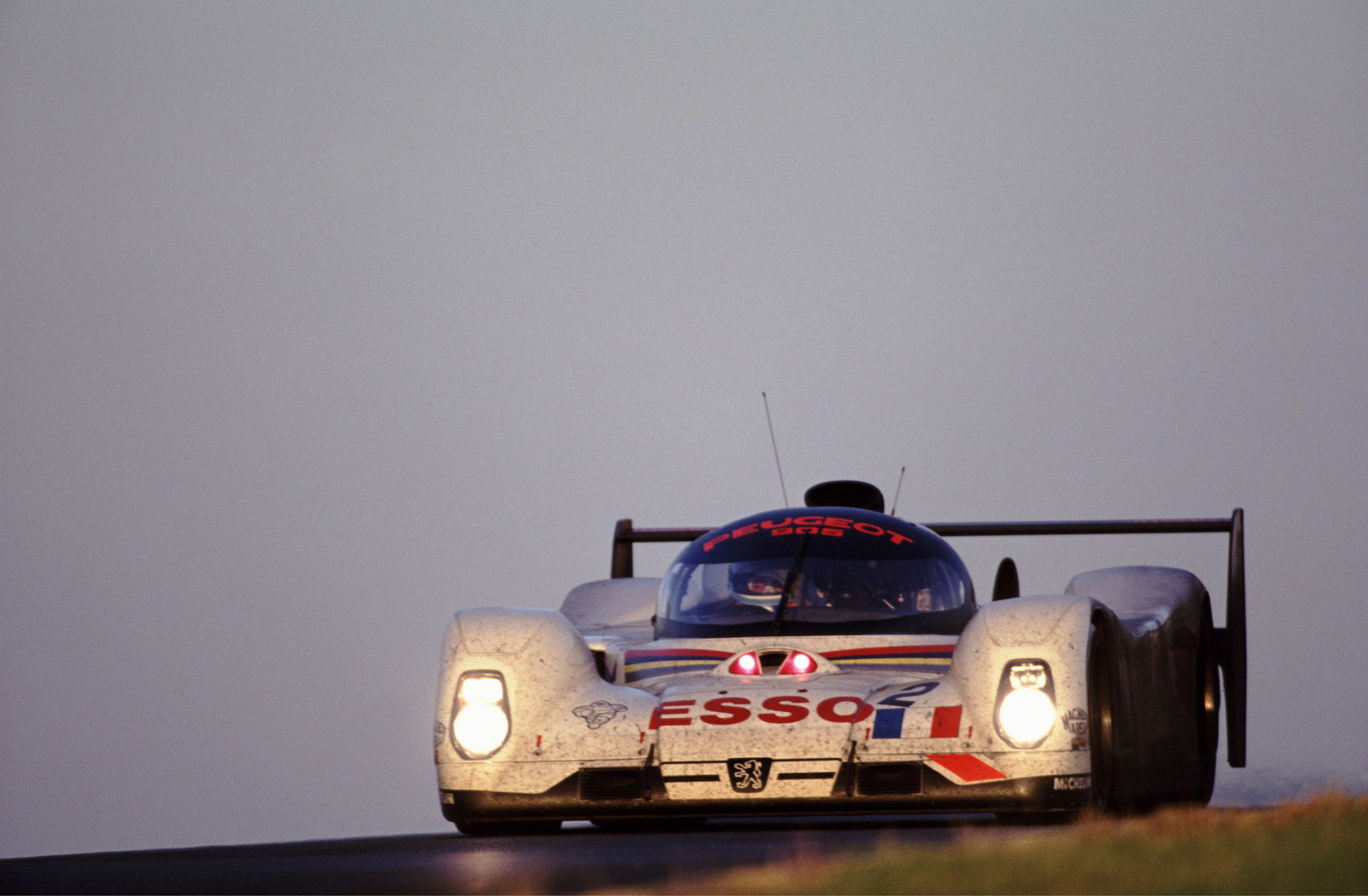Peugeot-905